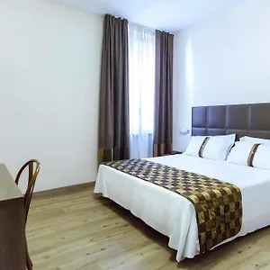 3* Otel Western Liberta