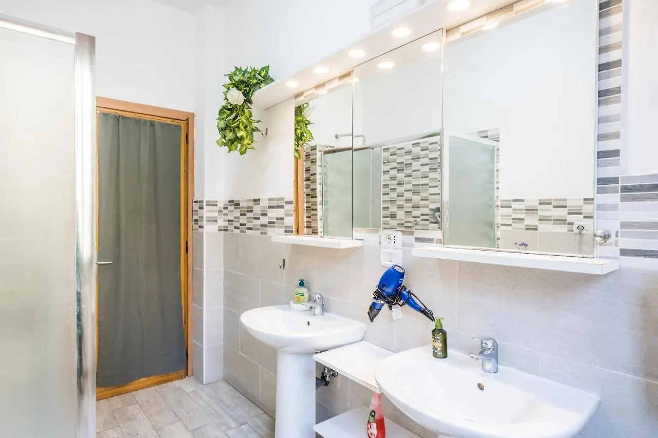 Guest House Vecchi Reggio Emilia 0*,  Italy